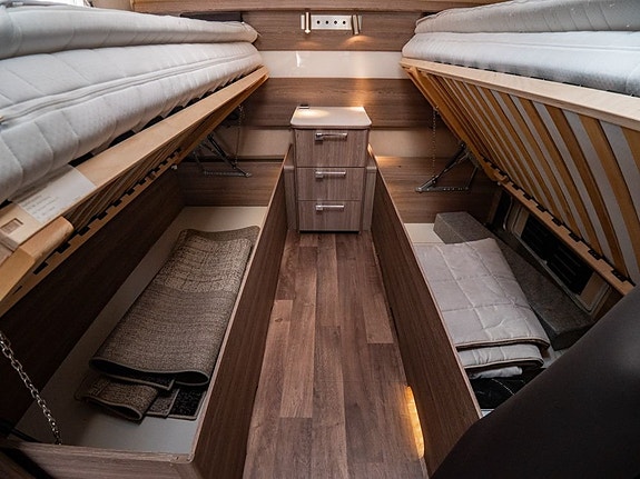 Kabe ROYAL 600 GLE KS 11 of 21