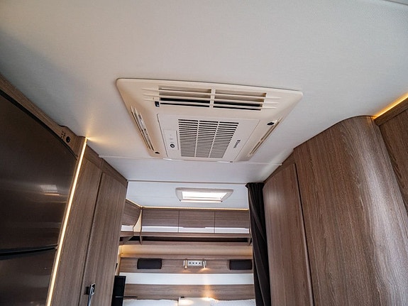 Kabe ROYAL 600 GLE KS 16 of 21