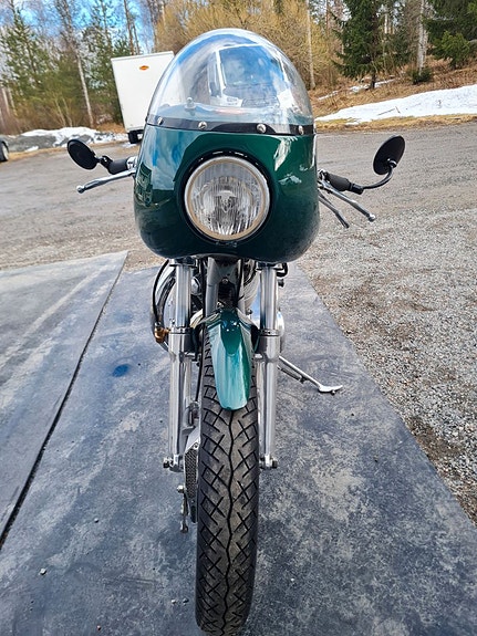-- Norvin Vincent 1000cc Cafe racer 9 of 23