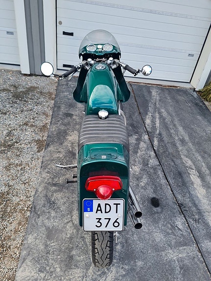 -- Norvin Vincent 1000cc Cafe racer 18 of 23