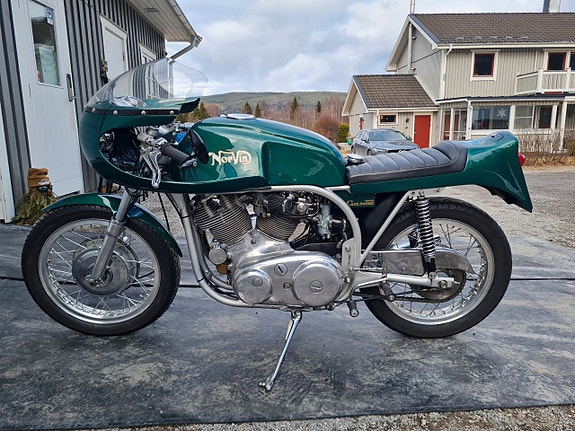 -- Norvin Vincent 1000cc Cafe racer 11 of 23