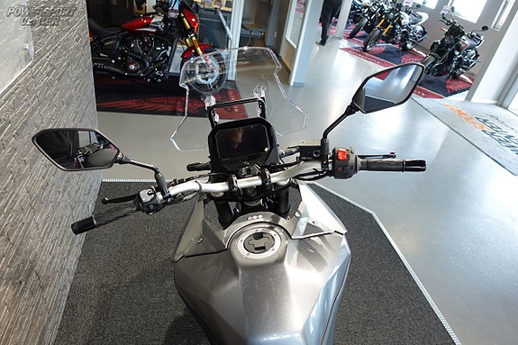 Suzuki V-STROM DL 800 *3,45% upp till 250 000:-!* 5 of 5