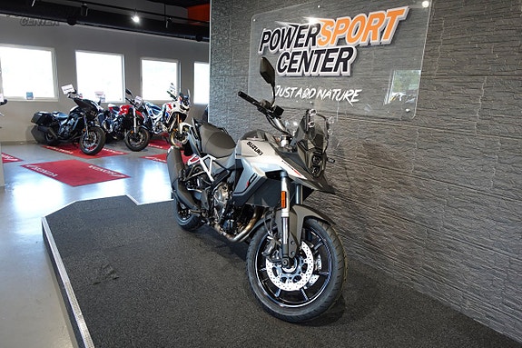 Suzuki V-STROM DL 800 *3,45% upp till 250 000:-!* 4 of 5