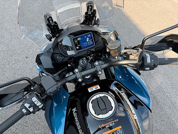 Kawasaki Versys 1100 S - Köp Online 7 of 8