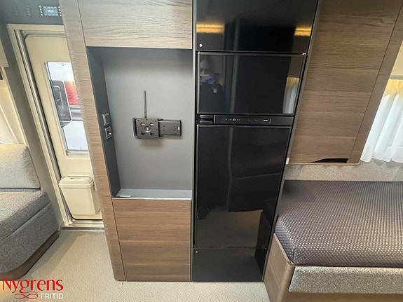 Adria ALPINA 613 UT 10 of 19