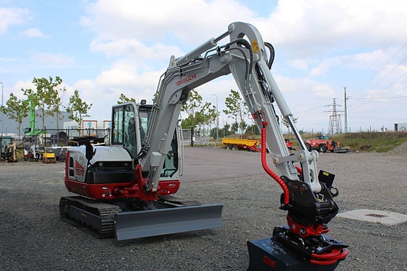 Ny Takeuchi TB370, TB 370, med stålband 4 of 12