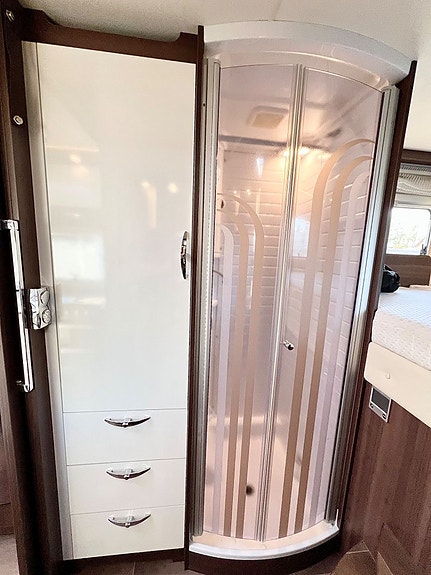 Bürstner Argos 747  Automat ACx2  ALDE 6-Bältad 7-Bäddar 18 of 28