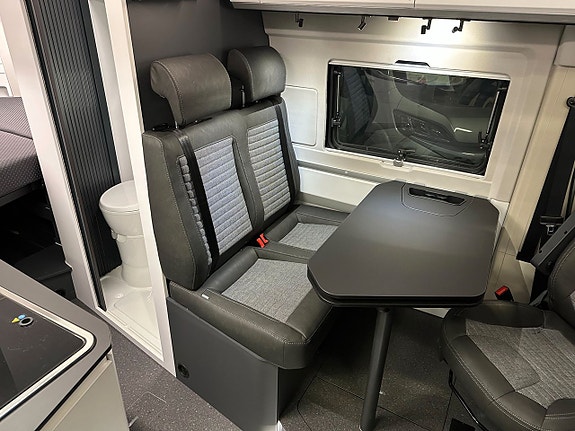 Adria Twin Supreme 600 SPB / Automat / Dieselpanna / Under 6 meter / B-körkort 11 of 20