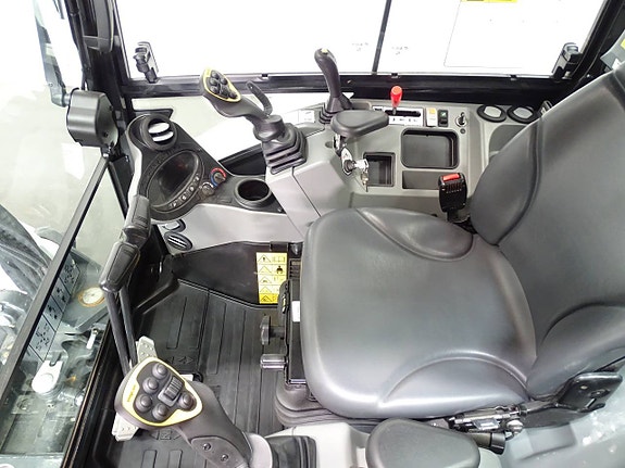 Bobcat E35Z - 23 / Engcon EC204 / Grip / Microprop MIG2 6 of 7