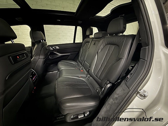 BMW X7 11 of 23