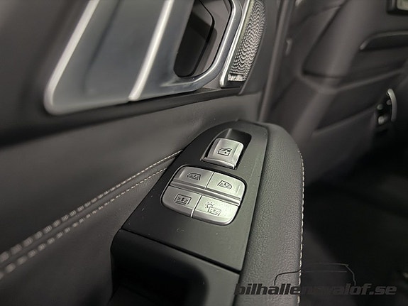 BMW X7 13 of 23