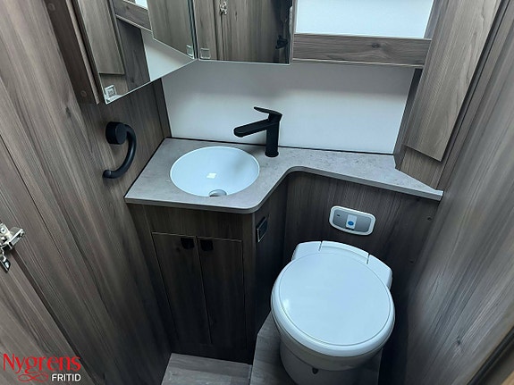 Kabe Imperial Travel Master Intergrated 790 LQB KAMPANJ 21 of 21