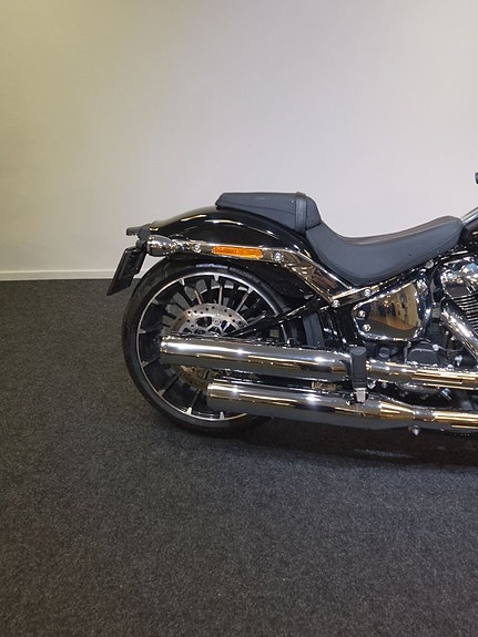 Harley-Davidson Breakout 117 /Hemleverans/Ex-demo 5 of 7
