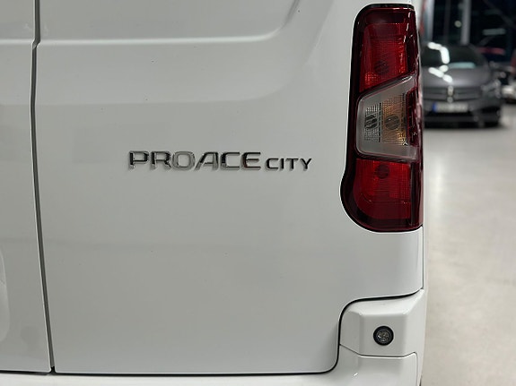 Toyota Proace City 14 of 25