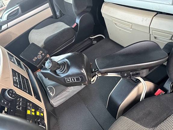 MAN TGS 35.500 Tridem Lastväxlare Plogutrustad 7 of 9