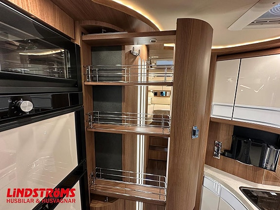 Carthago CHIC S-PLUS I50 LE IVECO 207hk Långbäddar RÄNTA 4,95% 9 of 27