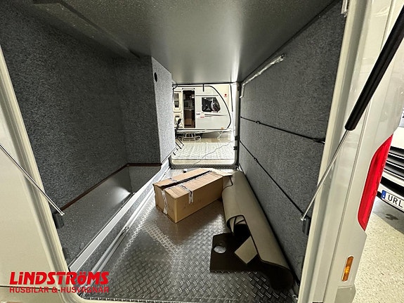Carthago CHIC S-PLUS I50 LE IVECO 207hk Långbäddar RÄNTA 4,95% 17 of 27