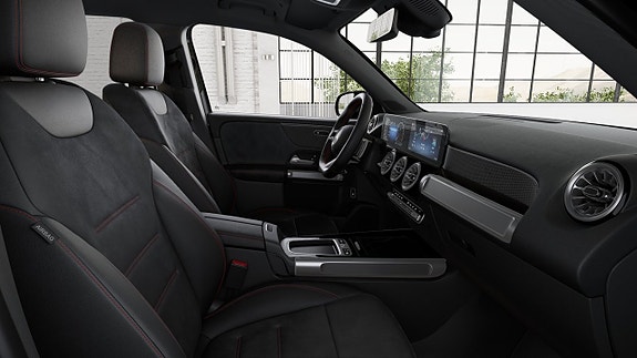 Mercedes-Benz GLB220 d 2 of 2