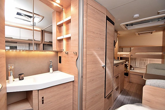Knaus 540 FDK Südwind, Barnkammare 12 of 18