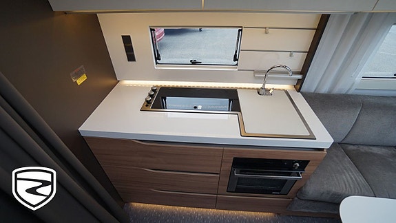 Adria ALPINA 763UK / Alde / AC / Mover / KAMPANJ: 3,95% ränta & Fragus garant 7 of 18