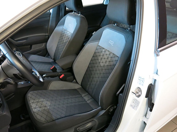 Volkswagen Taigo 10 of 25