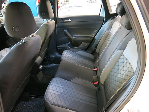 Volkswagen Taigo 13 of 25
