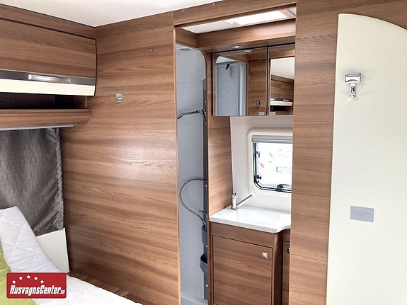 Dethleffs Nomad 650 RQT 11 of 20
