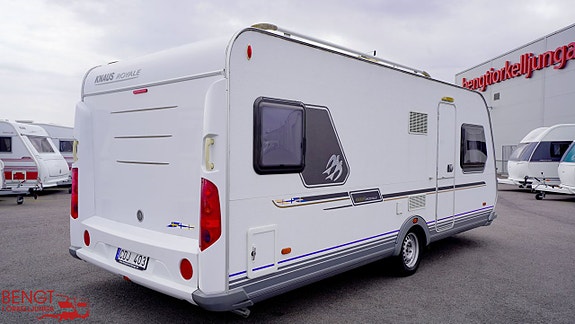 Knaus Royale 560 UF | Dubbelsäng | Förtält 5 of 21
