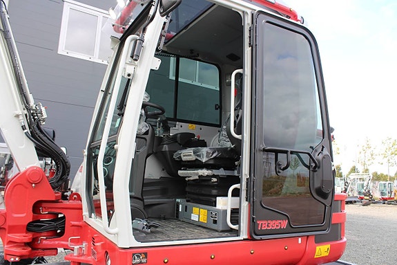 Hjulgrävare Takeuchi TB395W 7 of 12