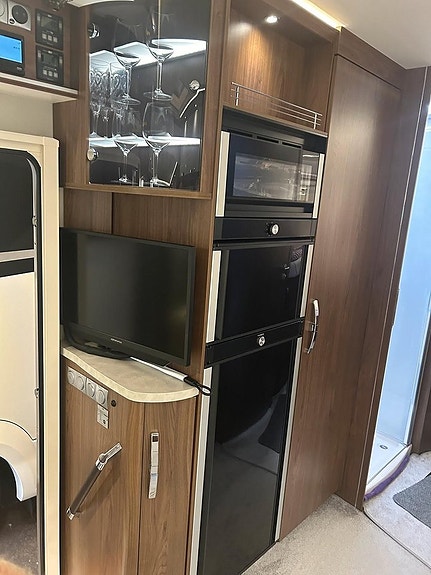 Mercedes-Benz Sprinter Frankia I 8400 GD Platin 6 of 17