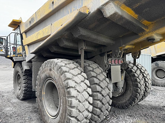 Bergtruck Komatsu HD605-8 4 of 7