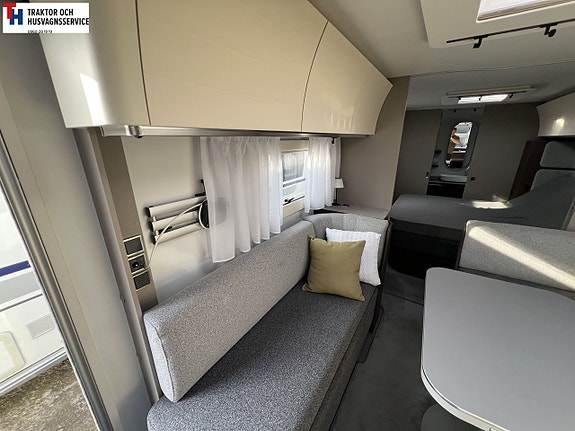 Adria ALPINA 663 HT -23 9 of 21