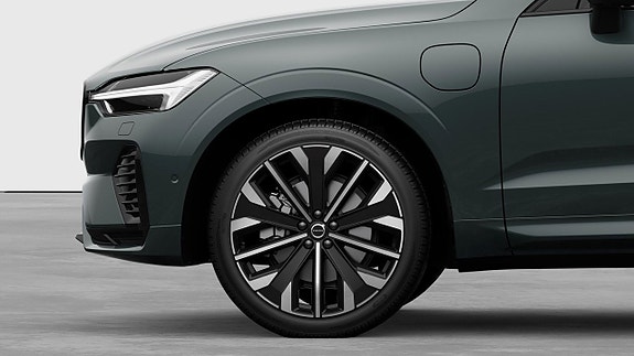 Volvo XC60 4 of 5
