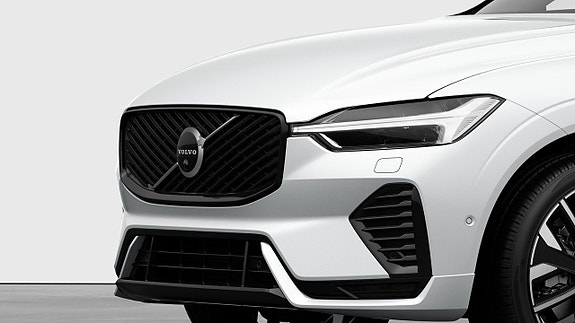 Volvo XC60 3 of 5