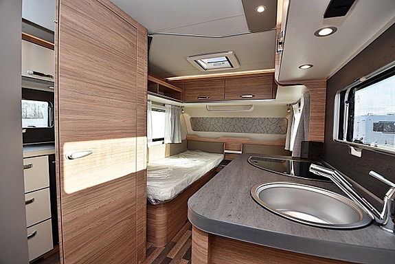 Weinsberg 480 EU CaraOne EDITION [HOT], Långbäddar 10 of 26