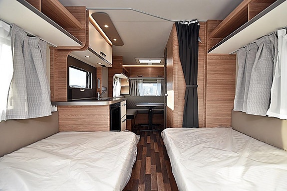 Weinsberg 480 EU CaraOne EDITION [HOT], Långbäddar 16 of 26