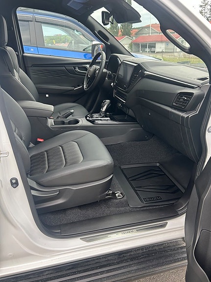 Isuzu D-max 5 of 5