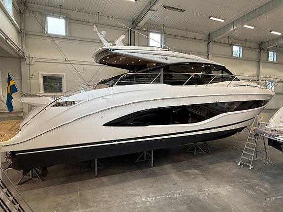 2026 Princess V55