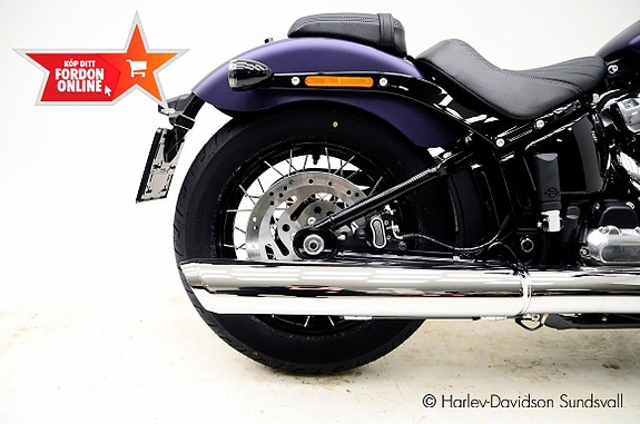 Harley-Davidson Streetbob 4 of 5