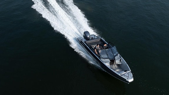 Buster Magnum Premium + Black edition / Yamaha F250XSB