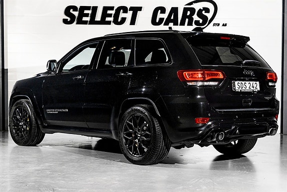 Jeep Grand Cherokee 4 of 21