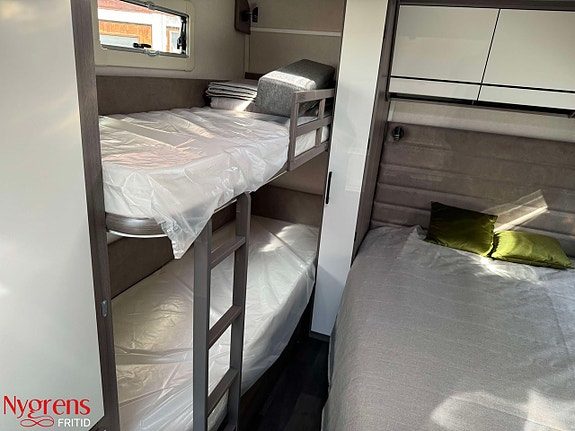 Kabe ESTATE 560 GLE KS - Barnkammarvagn för året-runt-camping 14 of 18