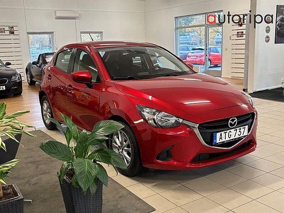 Mazda 2 6 of 17
