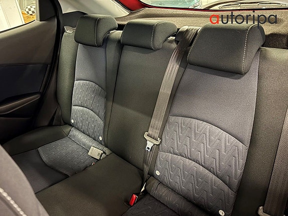 Mazda 2 15 of 17