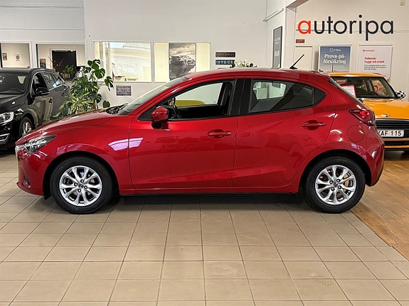 Mazda 2 2 of 5