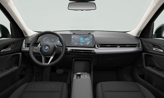 BMW iX1 3 of 4