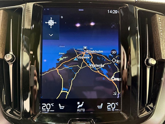 Volvo XC60 16 of 24