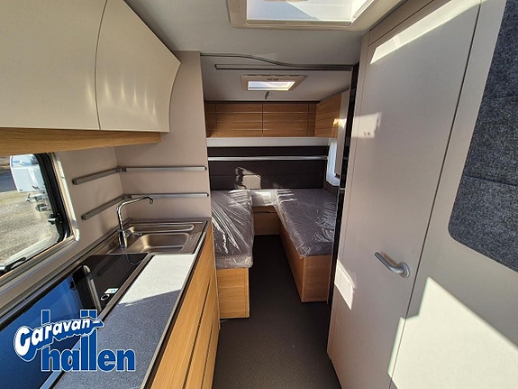 Adria 502 Adora UL 8 of 17