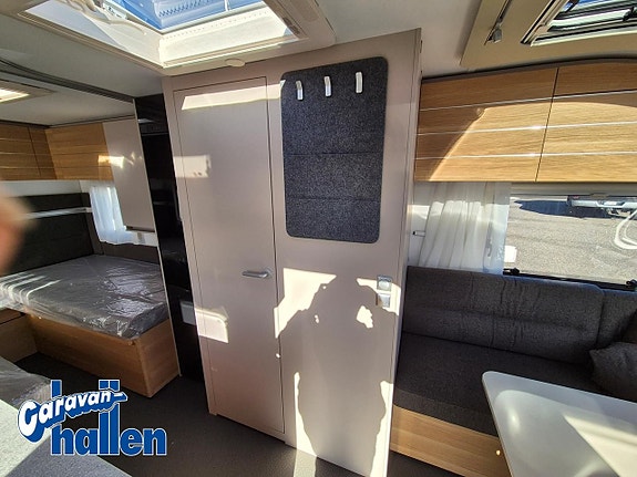Adria 502 Adora UL 7 of 17