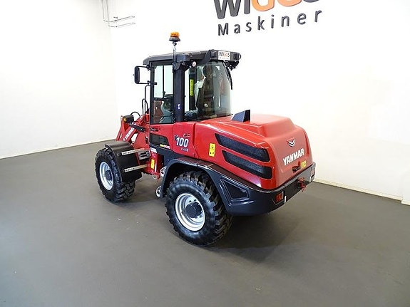 Yanmar V100-5 / 36km/h / Aircond / Lastarmsfjädring 4 of 6